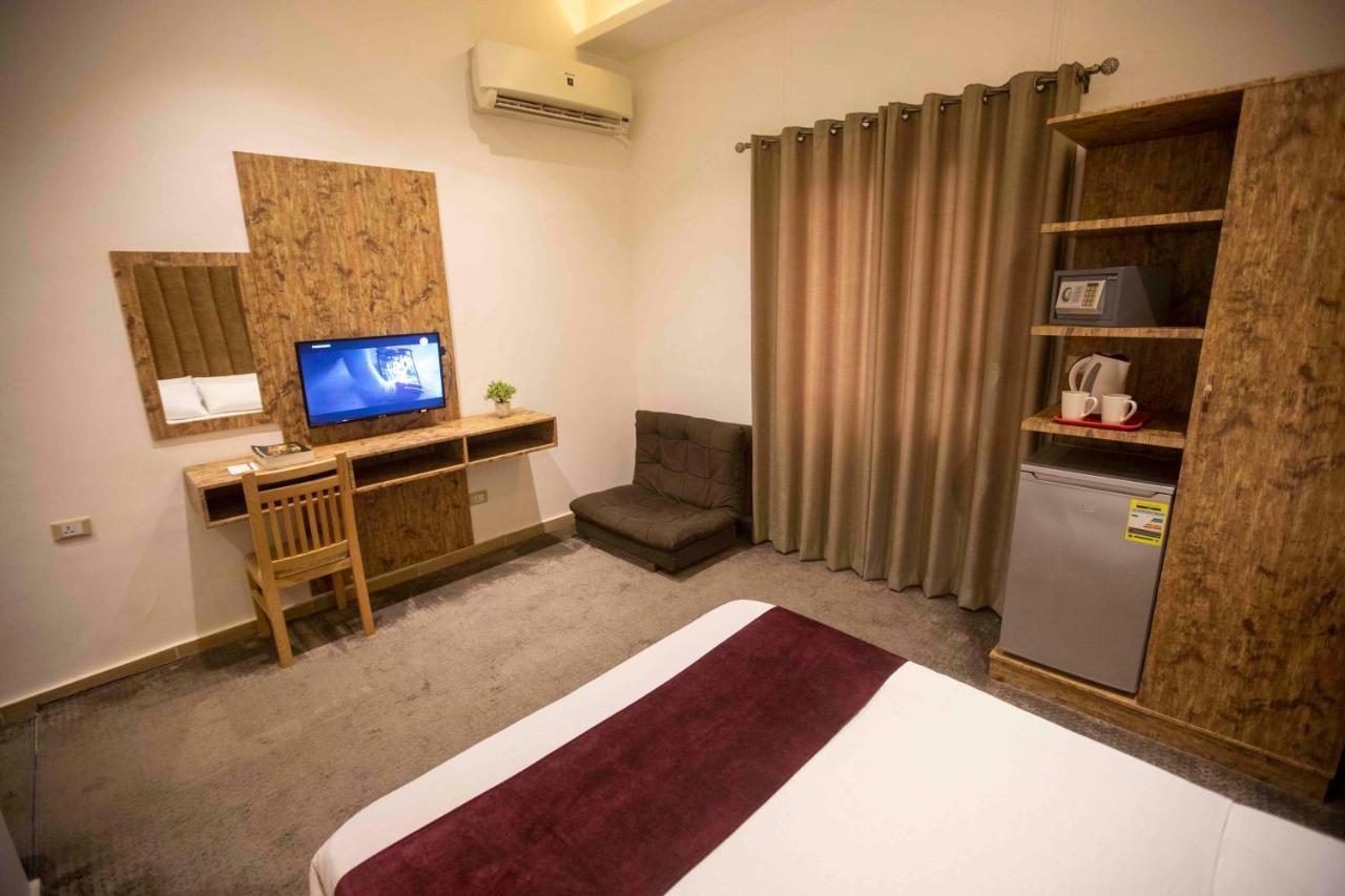 Valencia Ap Cairo Hotel Kültér fotó